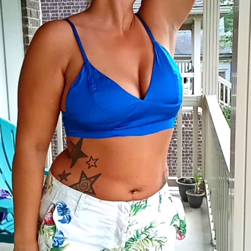 3 For$10 Aerie Blue Crop Top Excellent Condition LG - Picture 3 of 4
